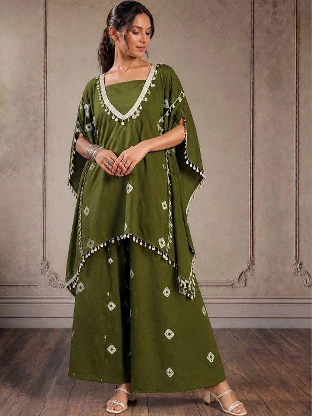 Anouk Women Bandhani Regular Kaftan with Palazzos