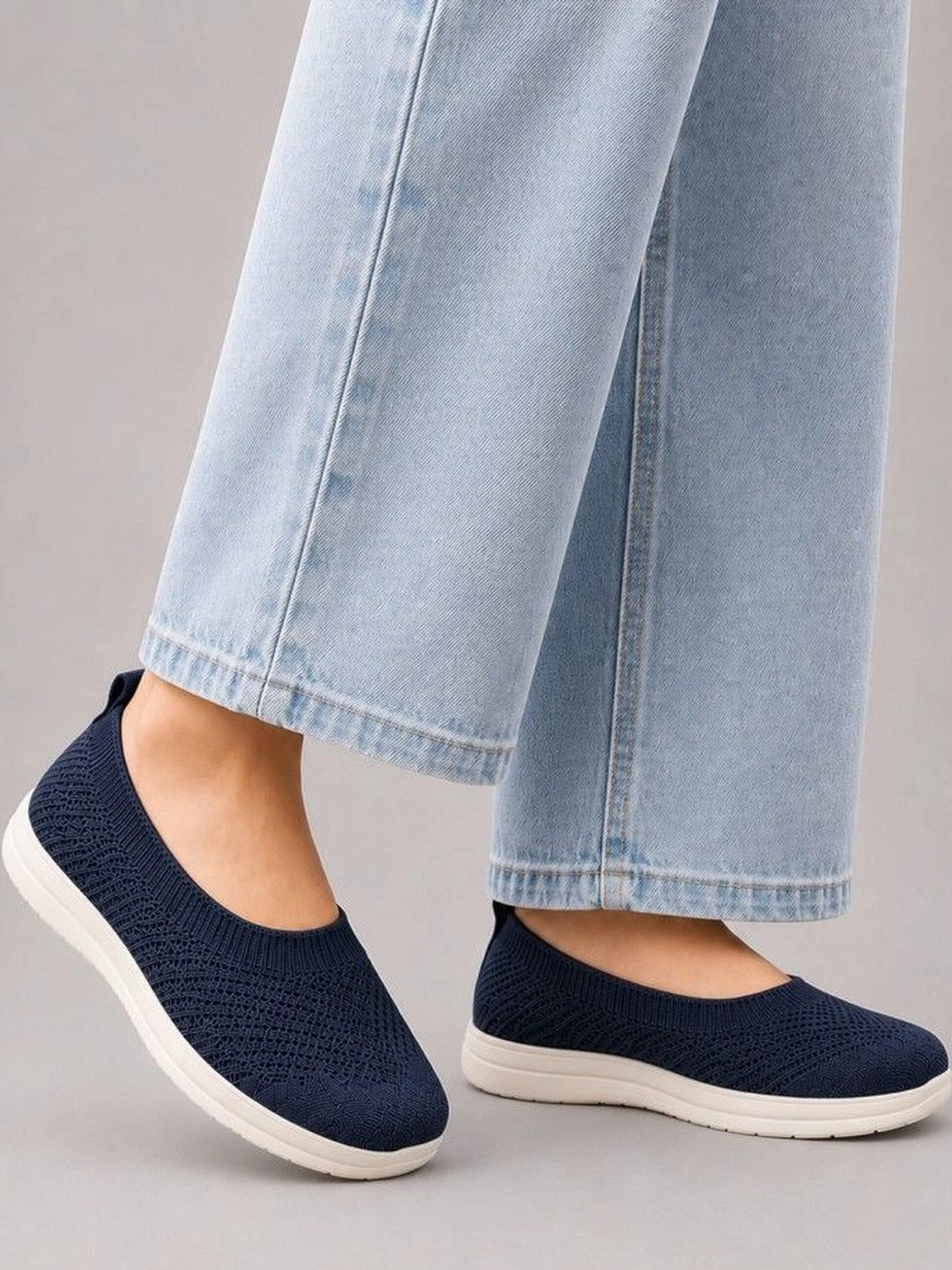 KRAASA Women Slip-On Casual Shoes