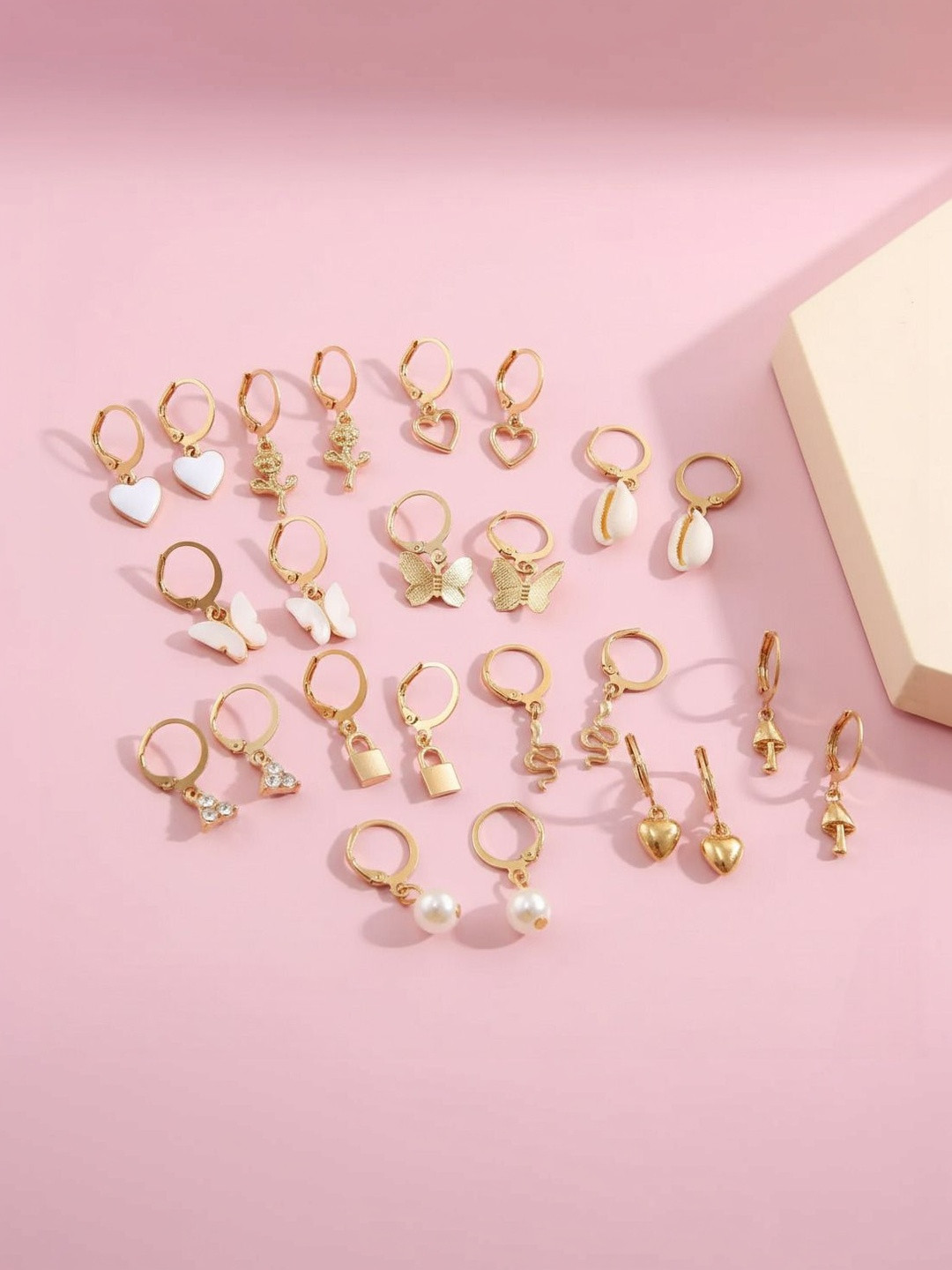 DressBerry Quirky Drop Earrings