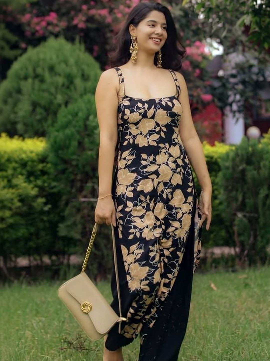 Classy Creation Floral Printed Square Neck Kurti