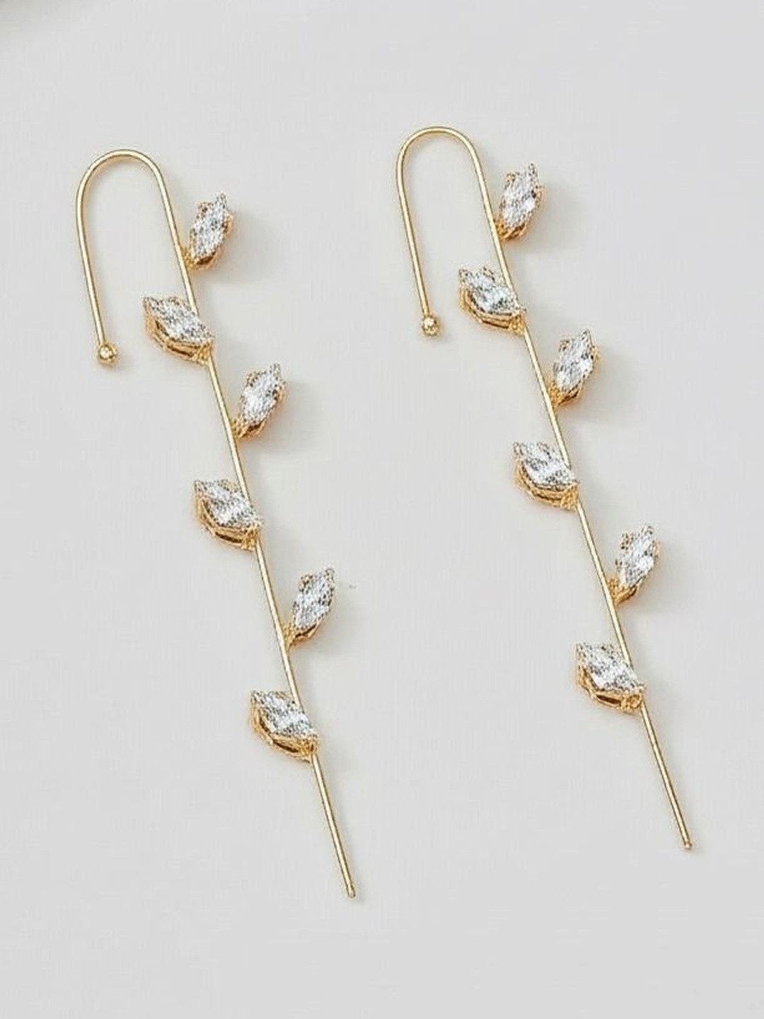 DressBerry Leaf Shaped Ear Cuff Earrings