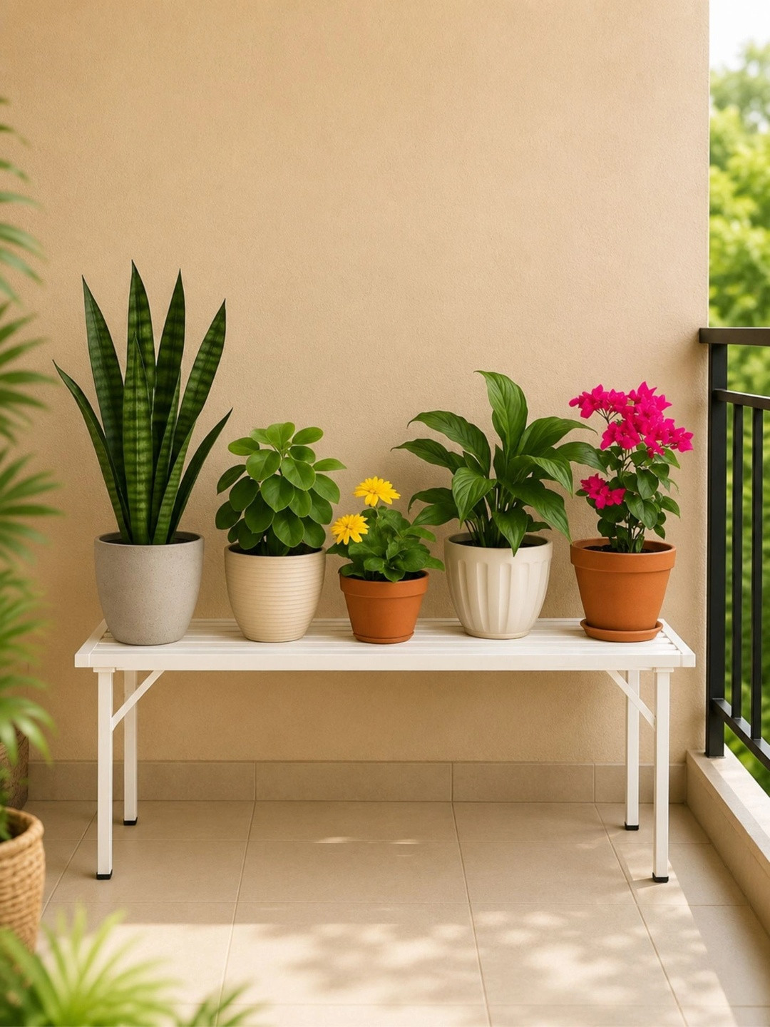 ecofynd White Metal Plant Stand For Indoor & Outdoor