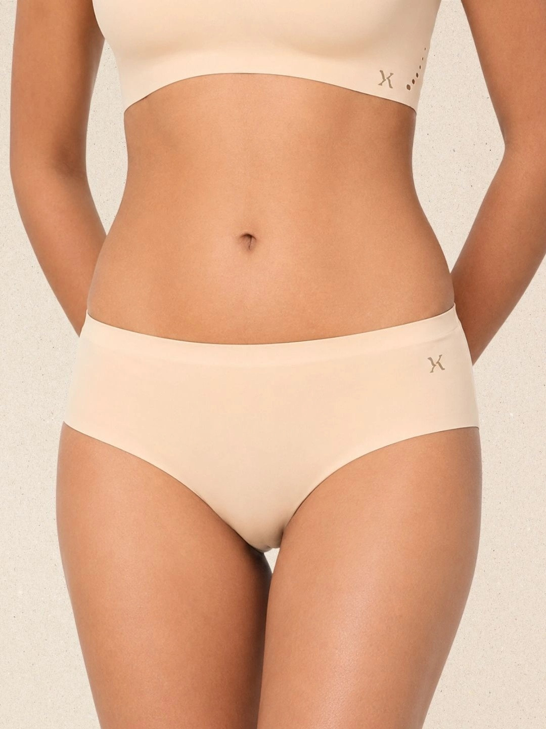 Krvvy Mid-Rise Seamless Ultra-Soft Thong Briefs