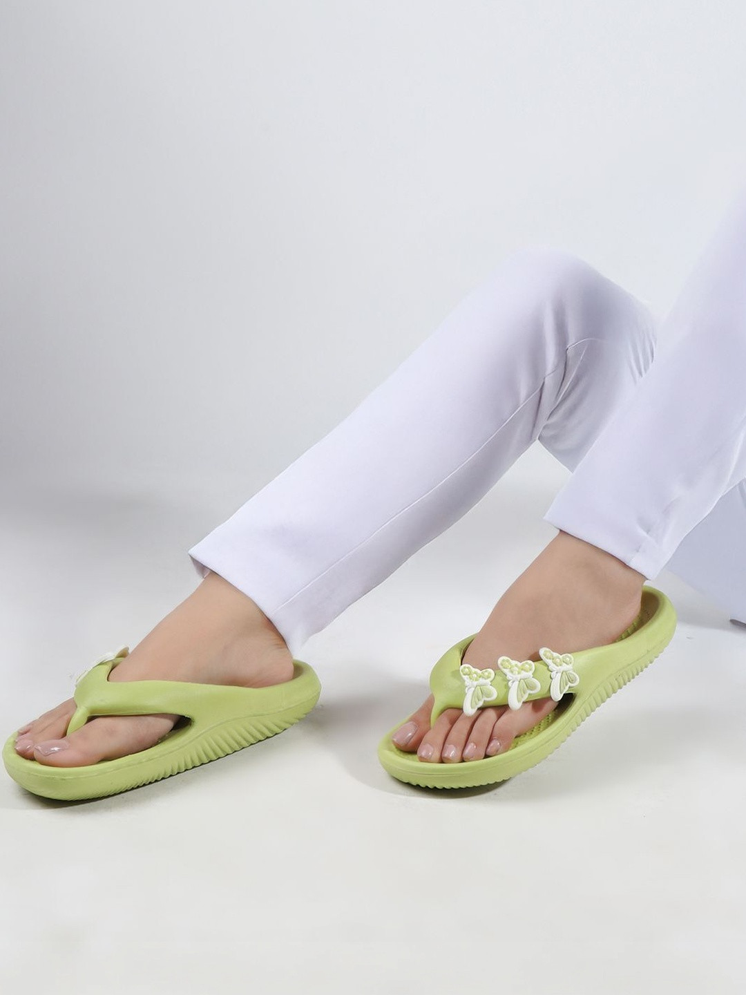 DressBerry Women Thong Flip-Flops