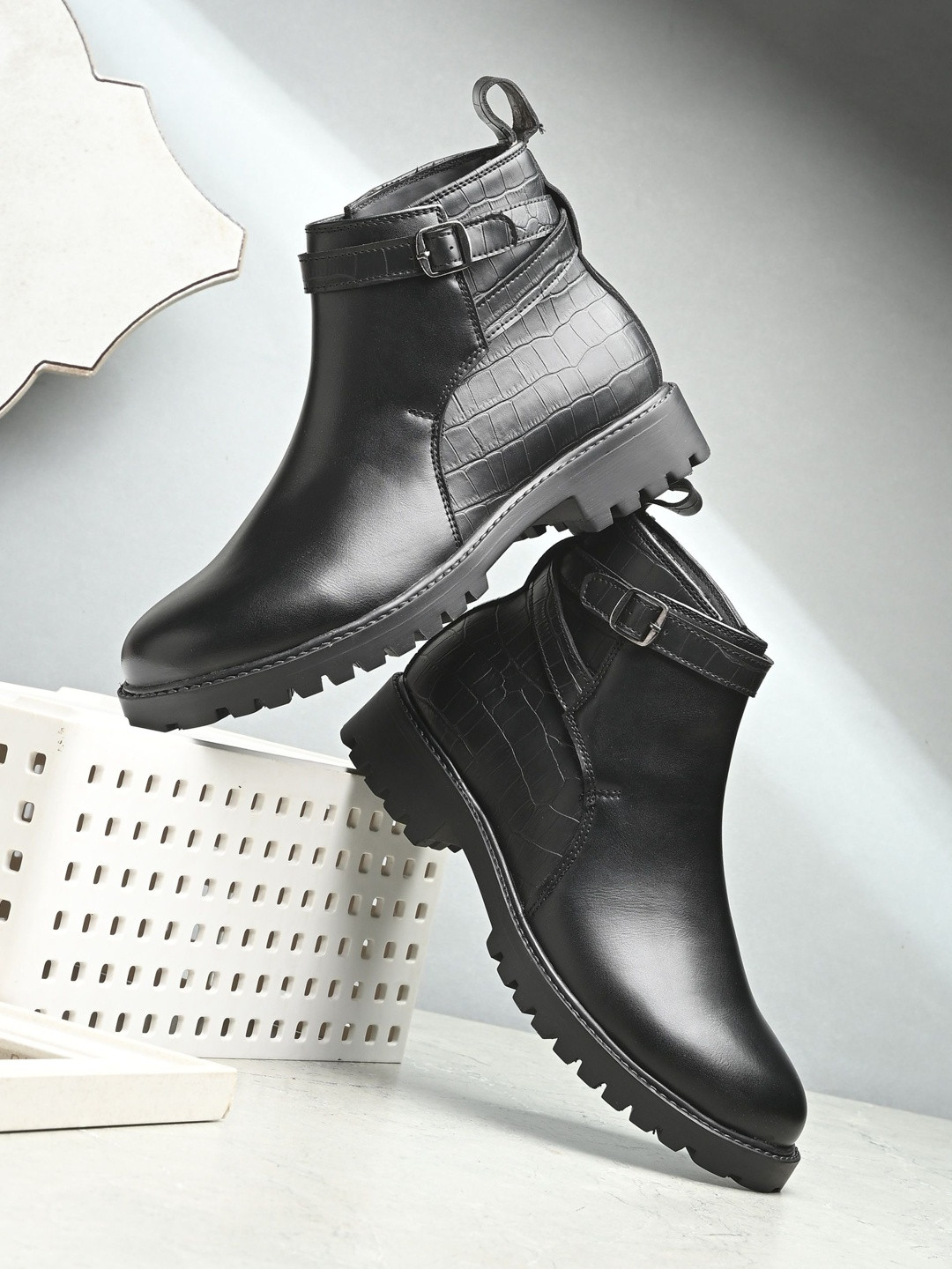 DressBerry Women Solid Buckle Detail Casual Chelsea Boots