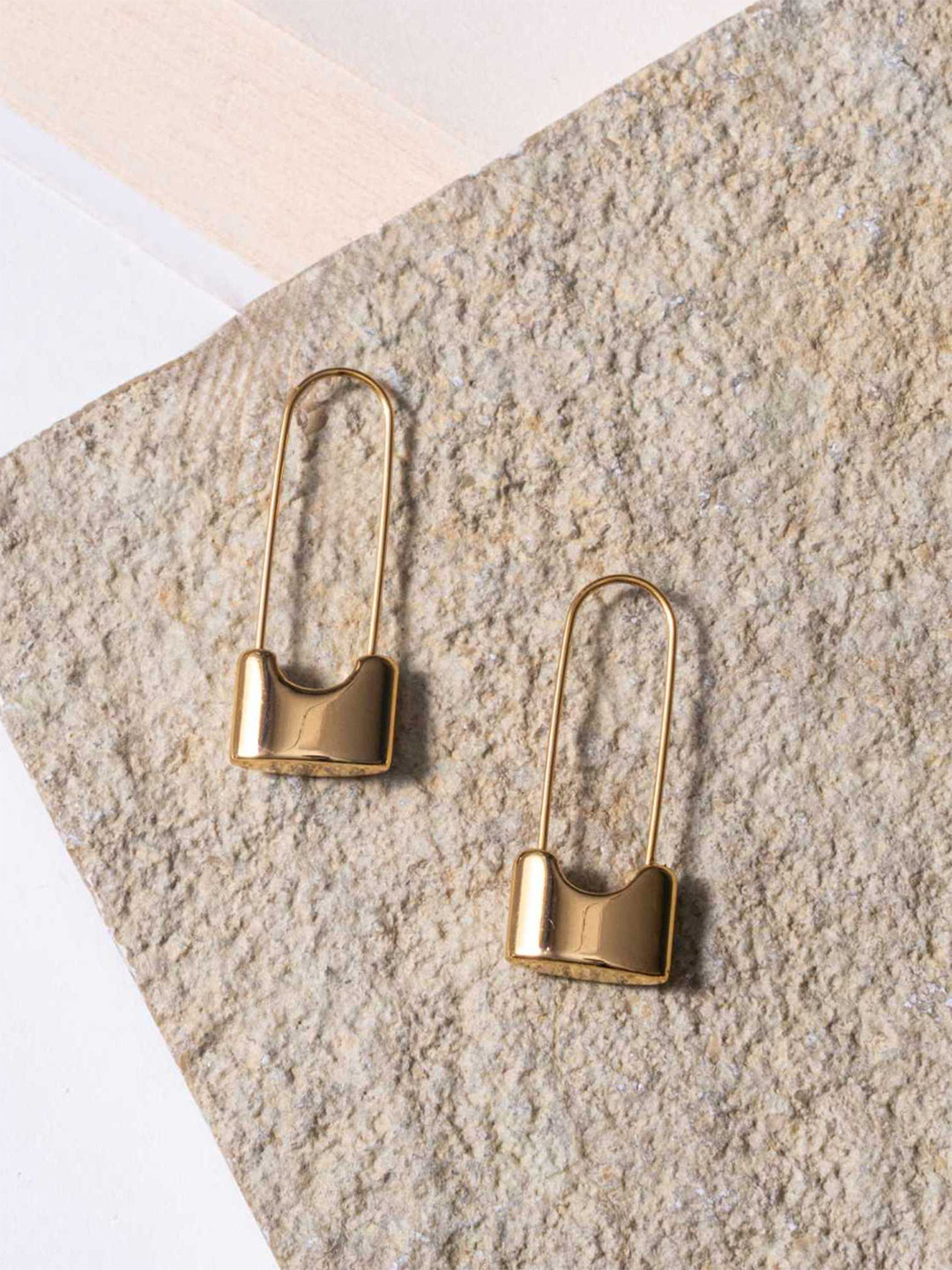 ZAISHA 18k Gold Plated Stainless Steel Waterproof & Anti-Tarnish Safety Pin Earrings
