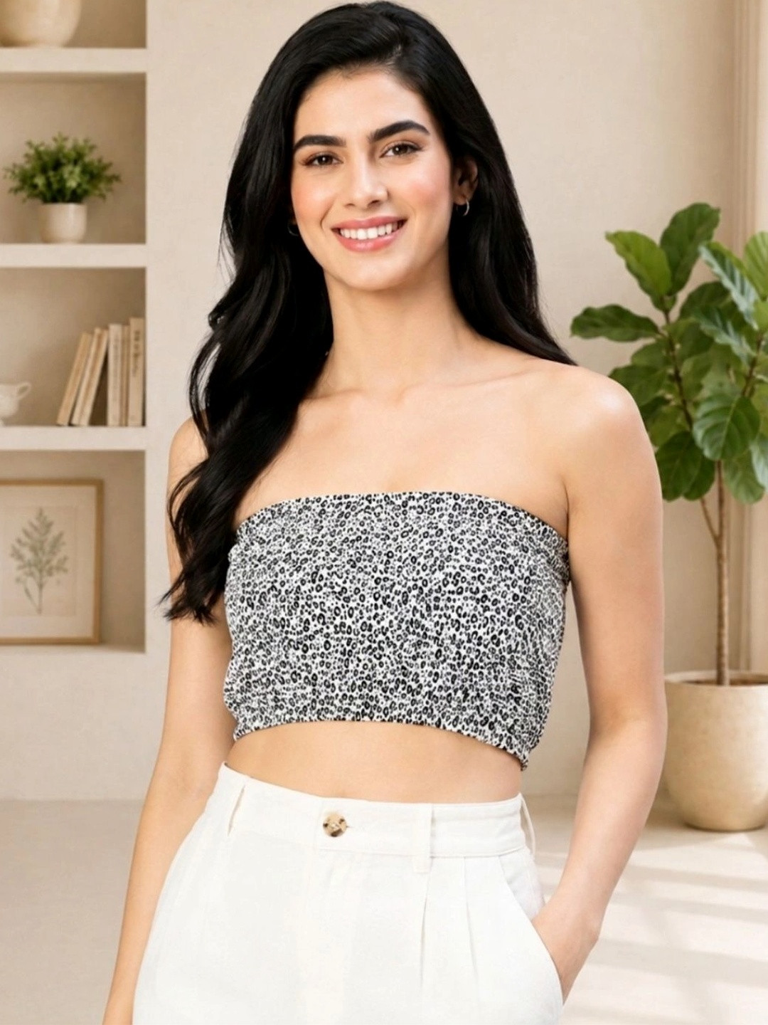 Oxolloxo Abstract Printed Strapless Smocked Detail Tube Crop Top