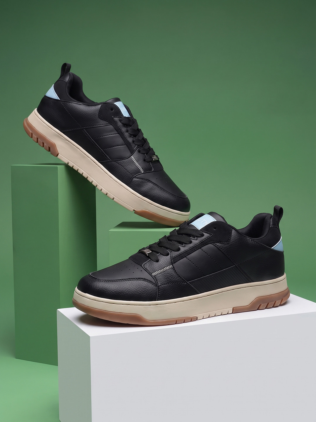 Nautica Yacht Club Colorblocked Sneakers