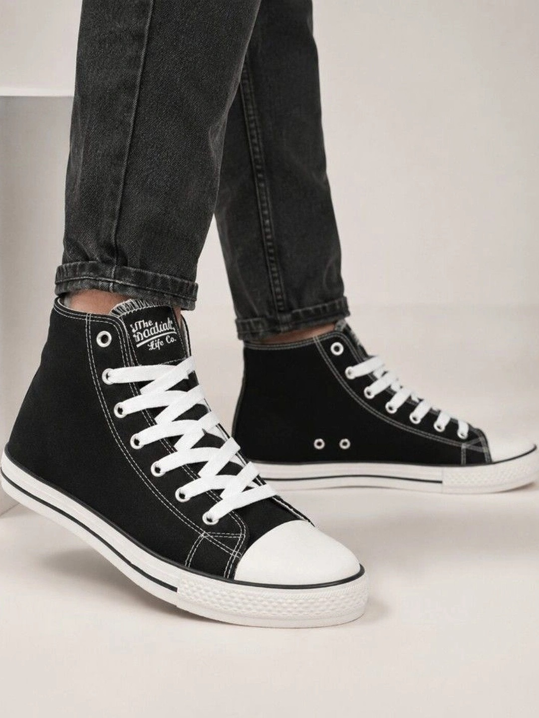 Roadster Men High-Top Sneakers
