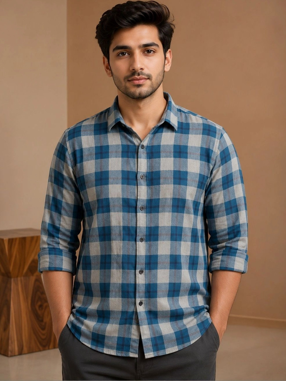 Blezza Men Checked Casual Shirt