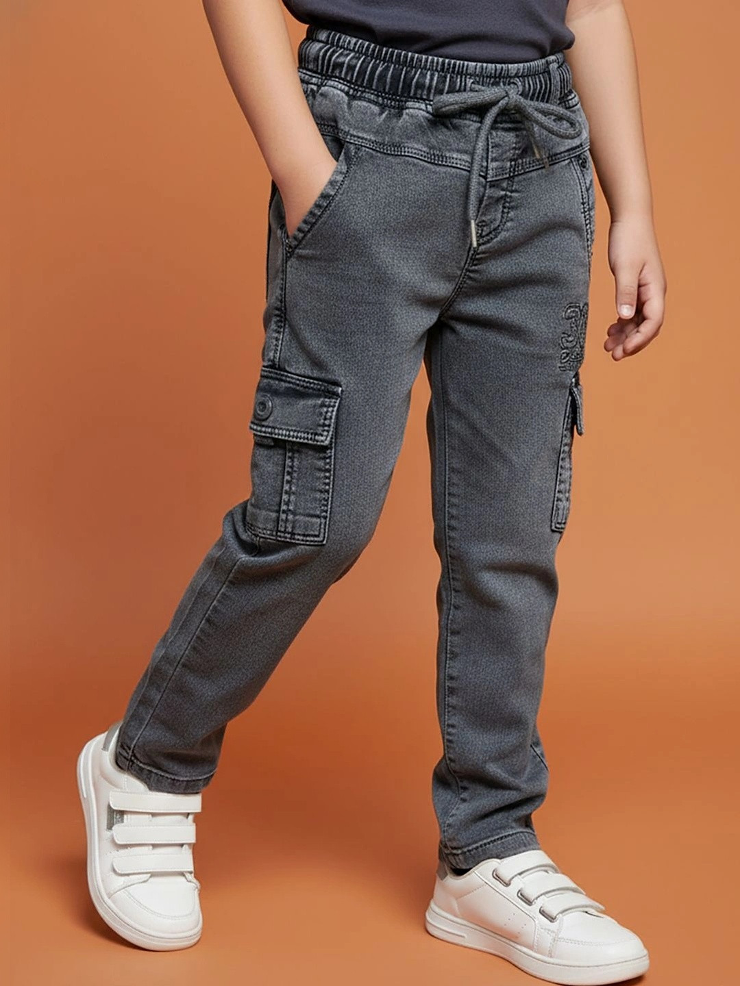 Dripteen Boys Straight Fit Mid-Rise Low Distress Stretchable Jeans