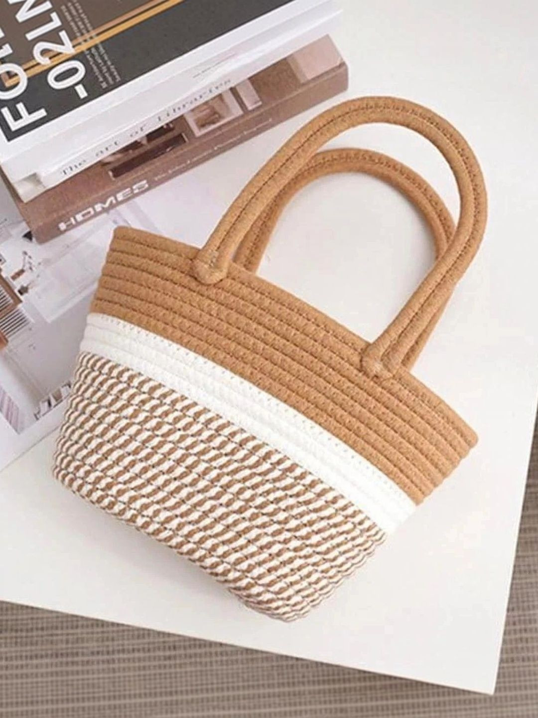 DYARCHY Colourblocked Structured Handheld Bag