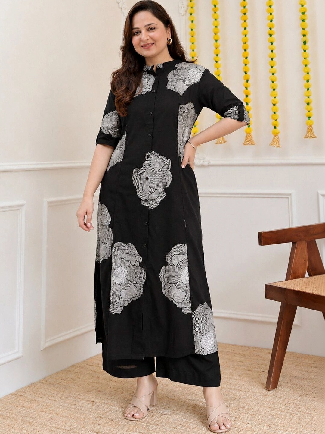 Moda Rapido Women Floral Printed Regular Kurta with Palazzos
