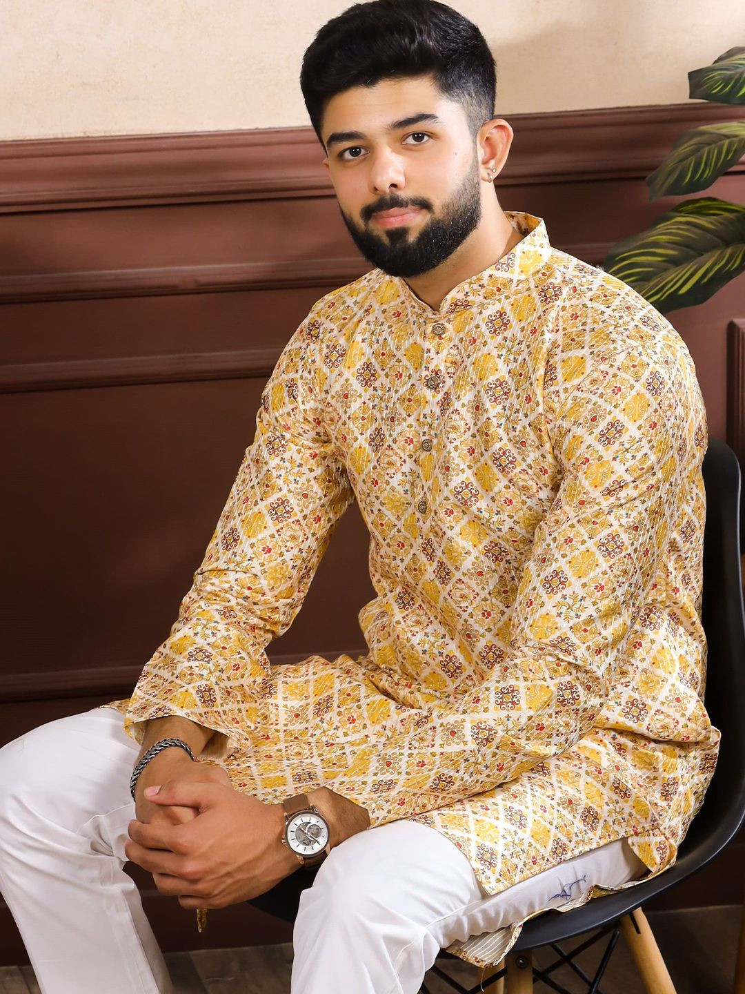 Koshin Floral Printed Straight Kurta
