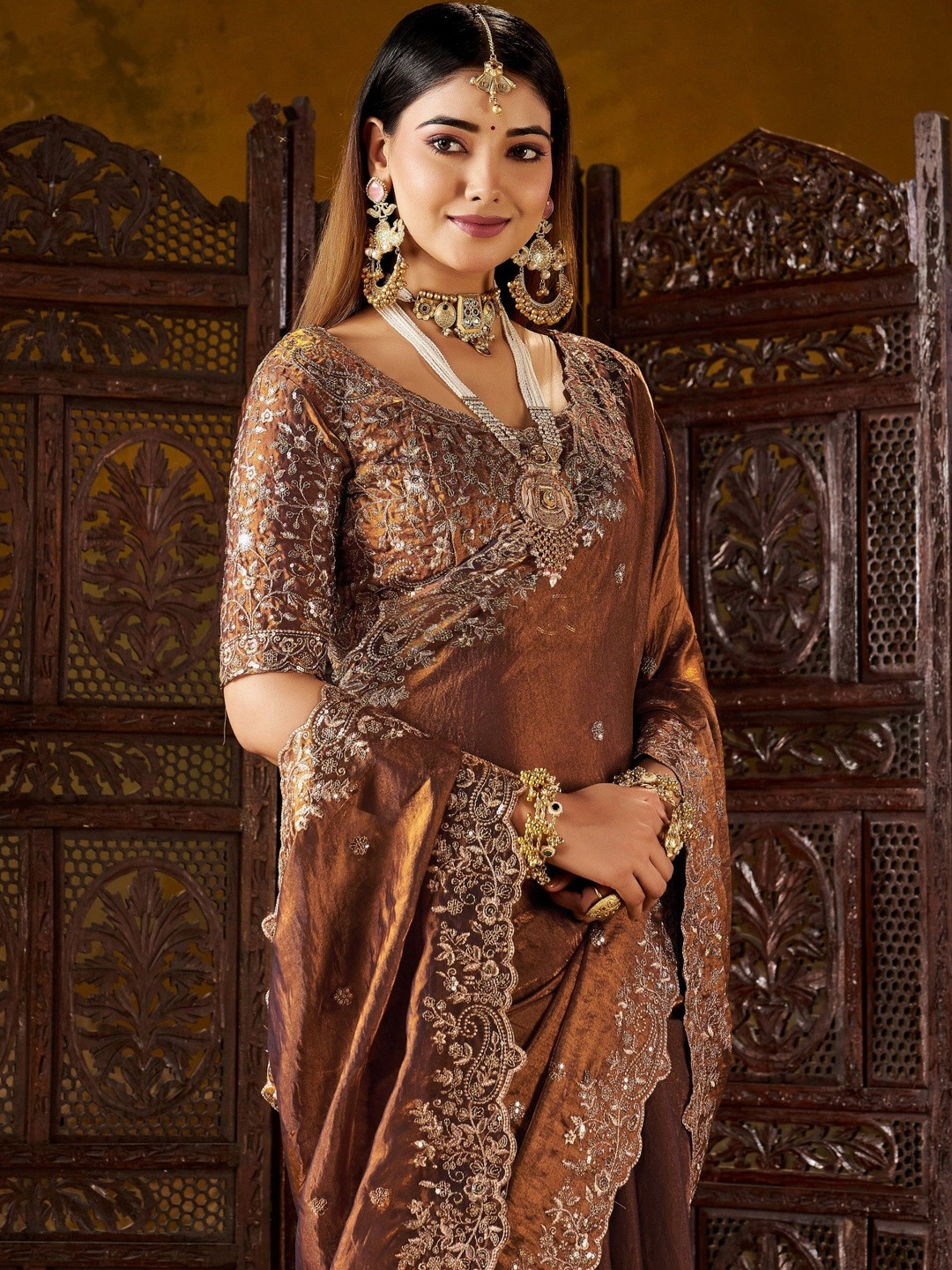 ANJAVI FASHION Floral Embroidered Heavy Work Saree