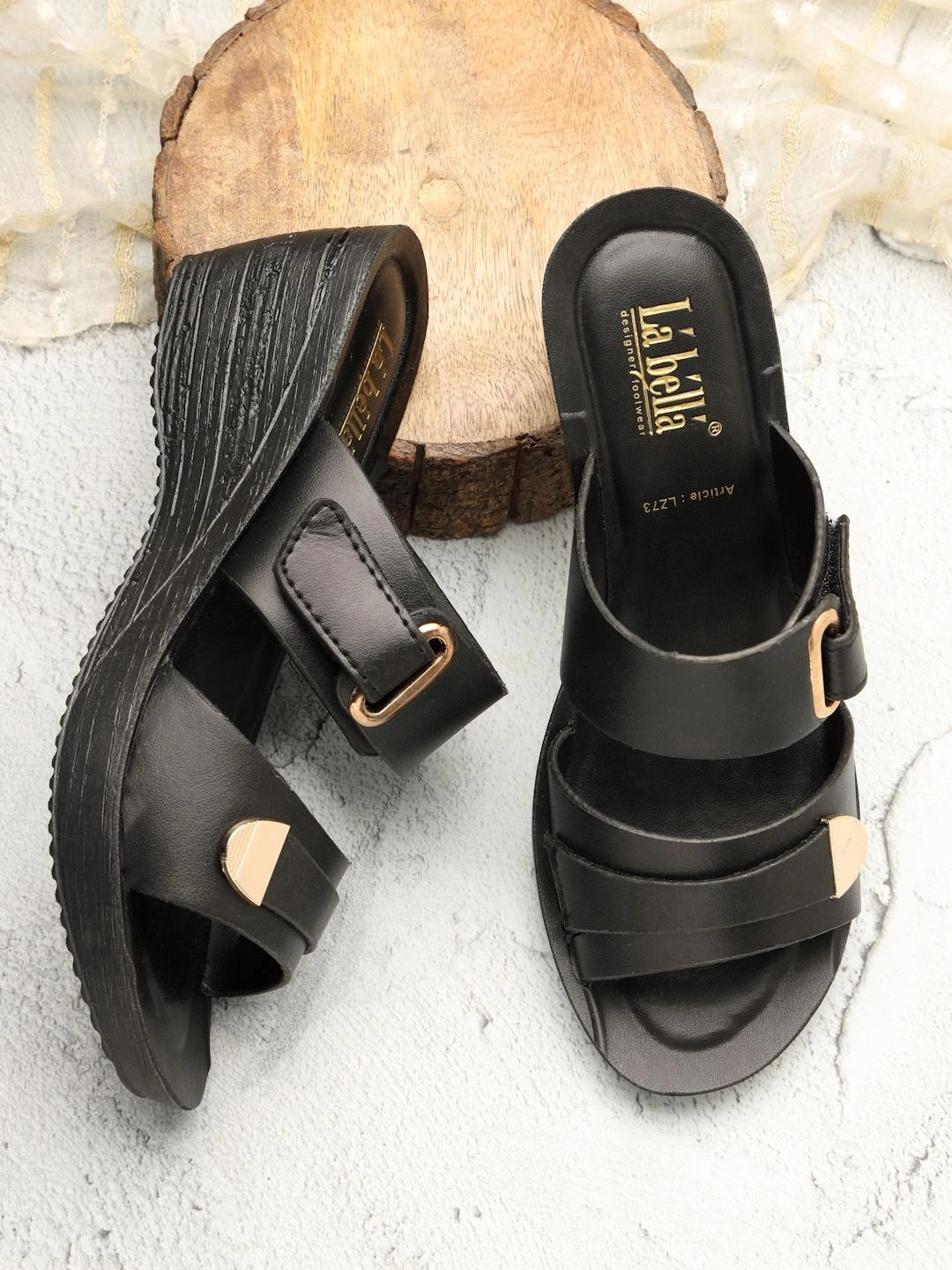La bella Wedge Sandals with Buckles