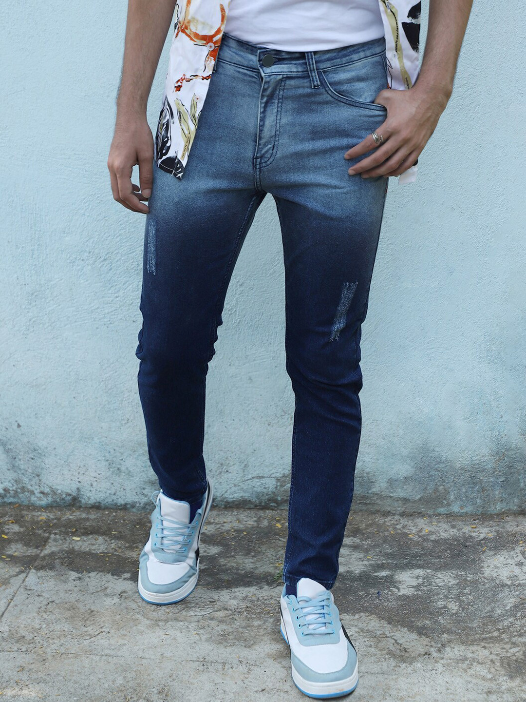 CAHOOT Men Light Fade Mildly Distressed Ombre Smart Slim Fit Cotton Jeans
