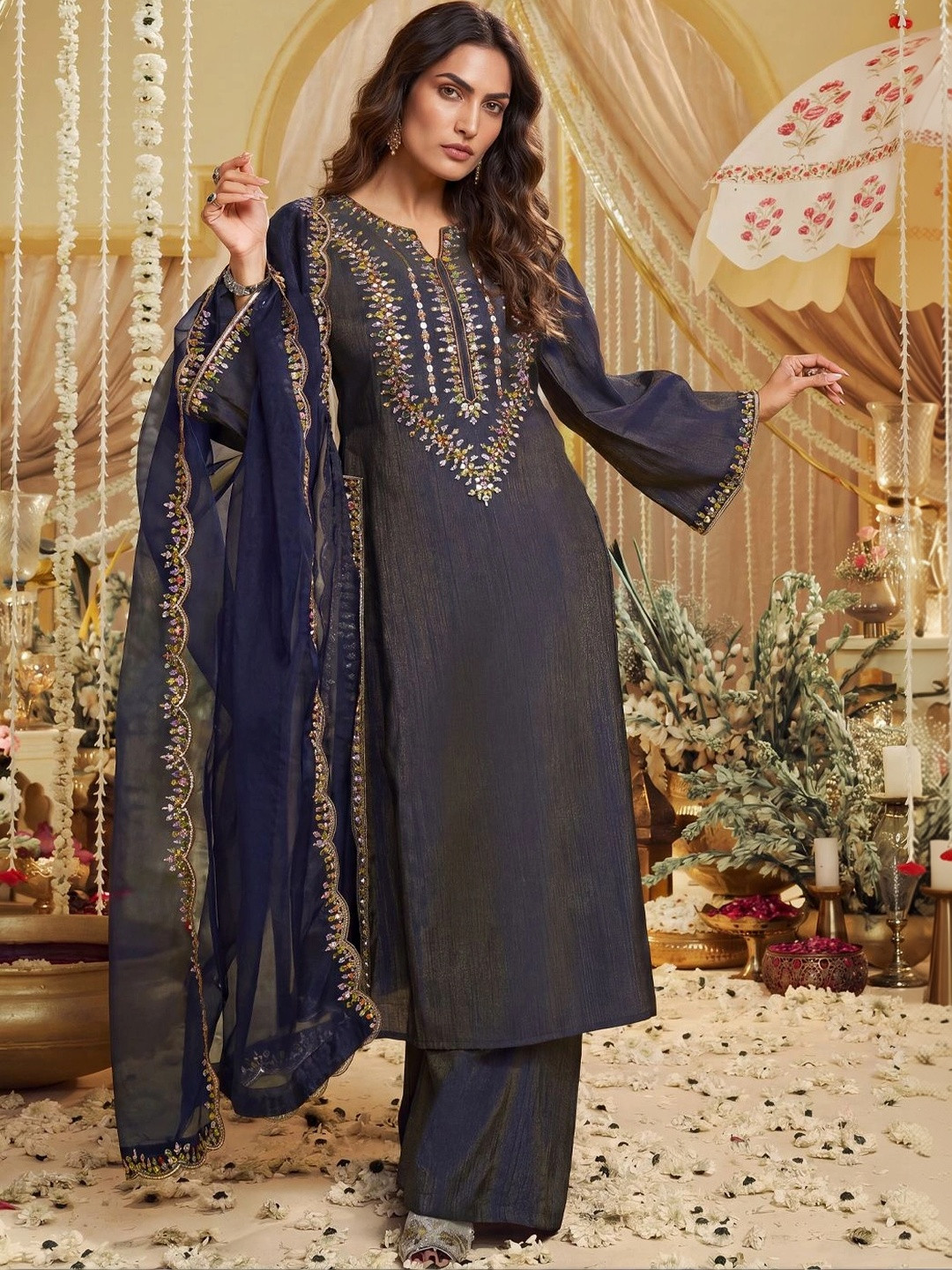 Inddus Women Ethnic Motifs Yoke Design Kurta with Palazzos & Dupatta Kurta Sets