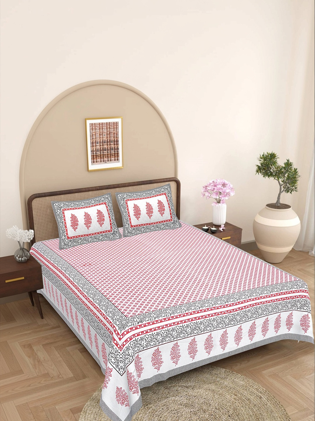 FrionKandy Living Pink & Black Floral 180 TC Bedsheet with 2 Pillow Covers