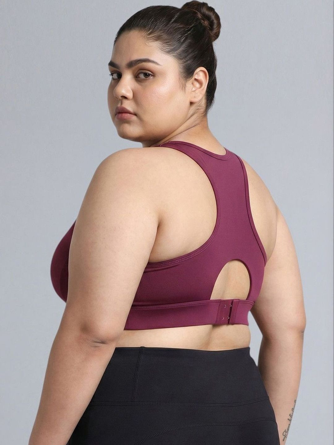 CULT Women's Maroon Racer Back Hook Running High Support Plus Size Sports Bra