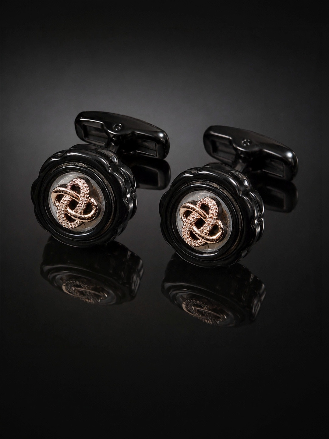VOICI Cufflink