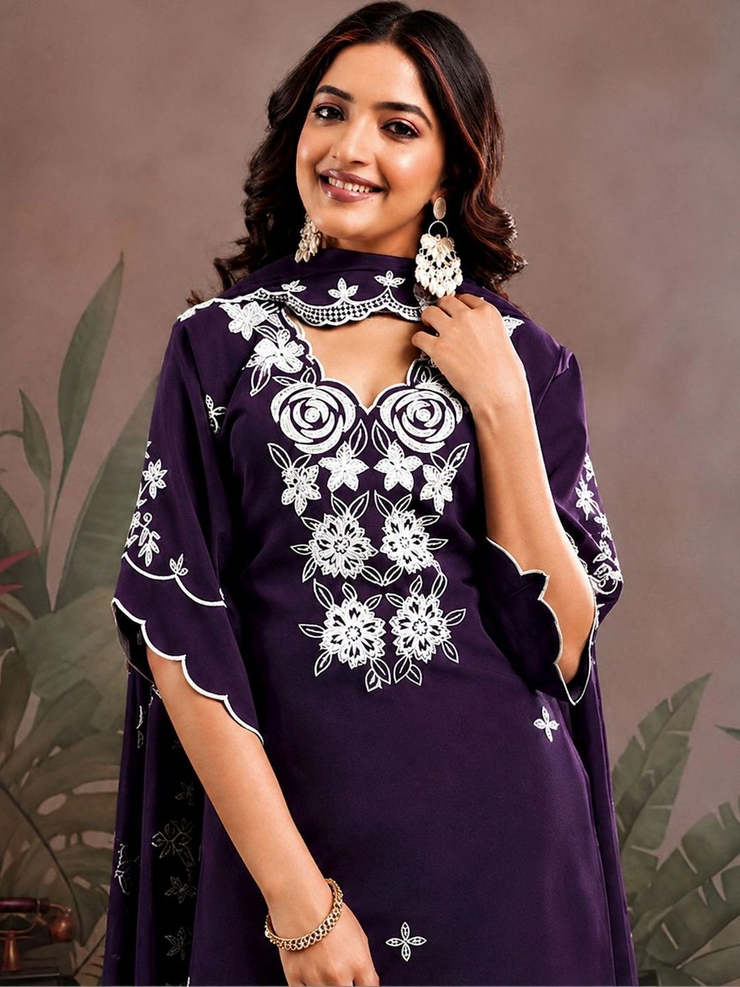 KALINI Women Floral Embroidered Regular Thread Work Kurta with Trousers & With Dupatta
