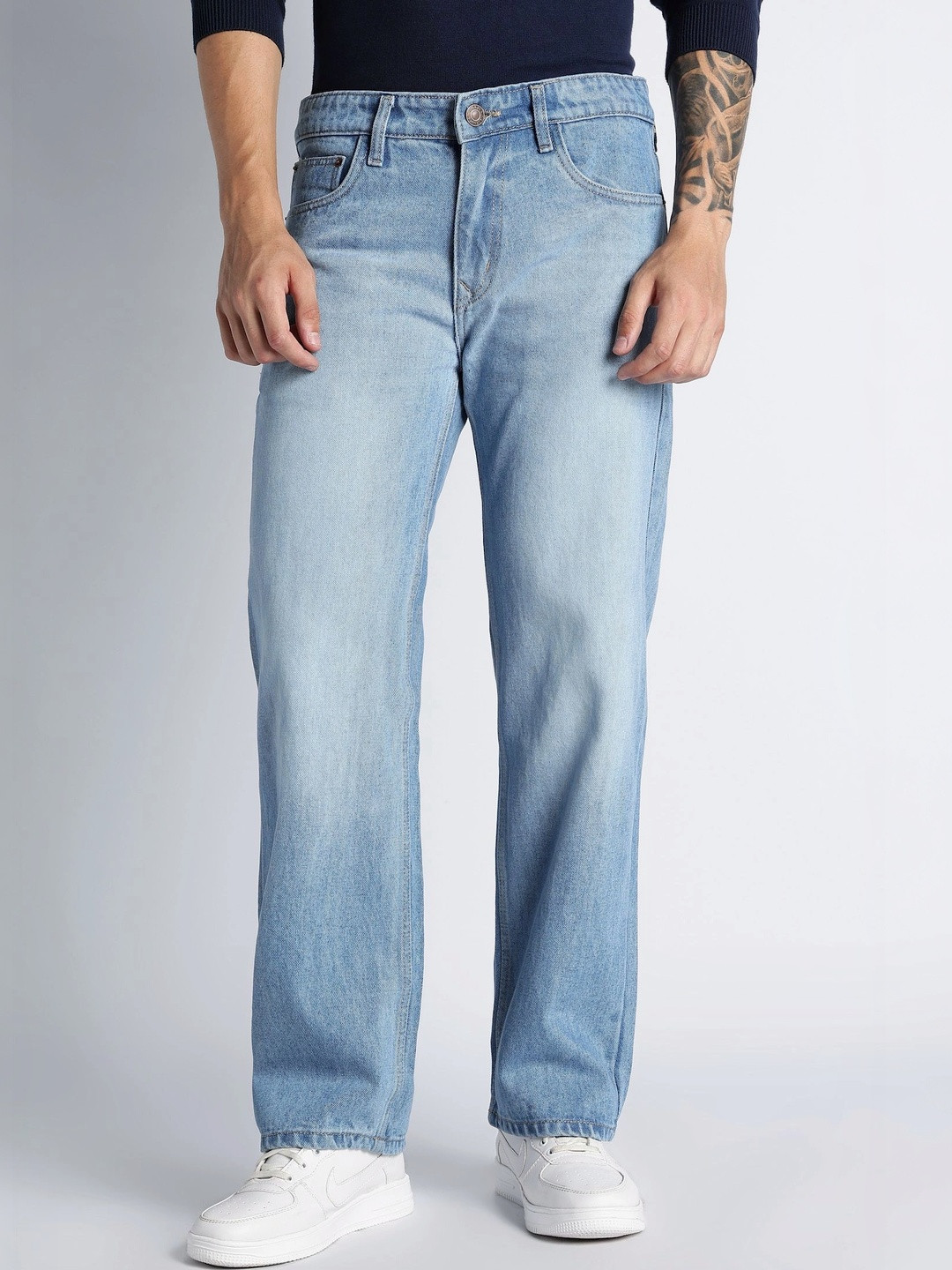 ONSYLE Men Straight Fit Mid-Rise Light Fade Jeans