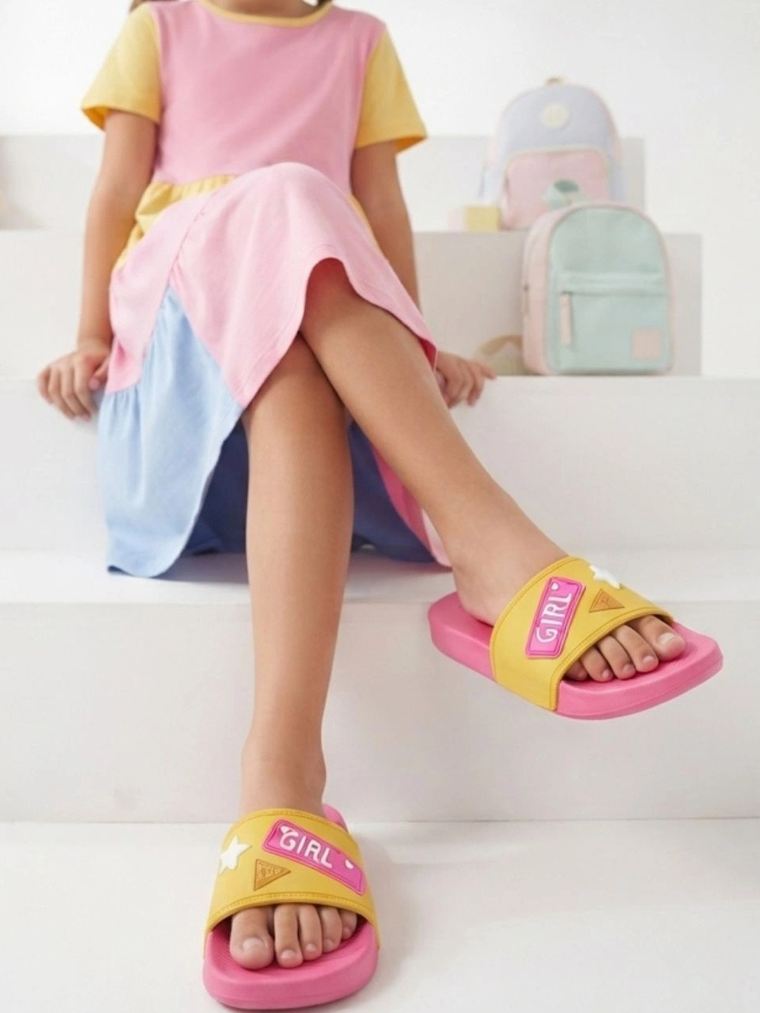 GLISSERS Kids GIRLS Embosed Sliders
