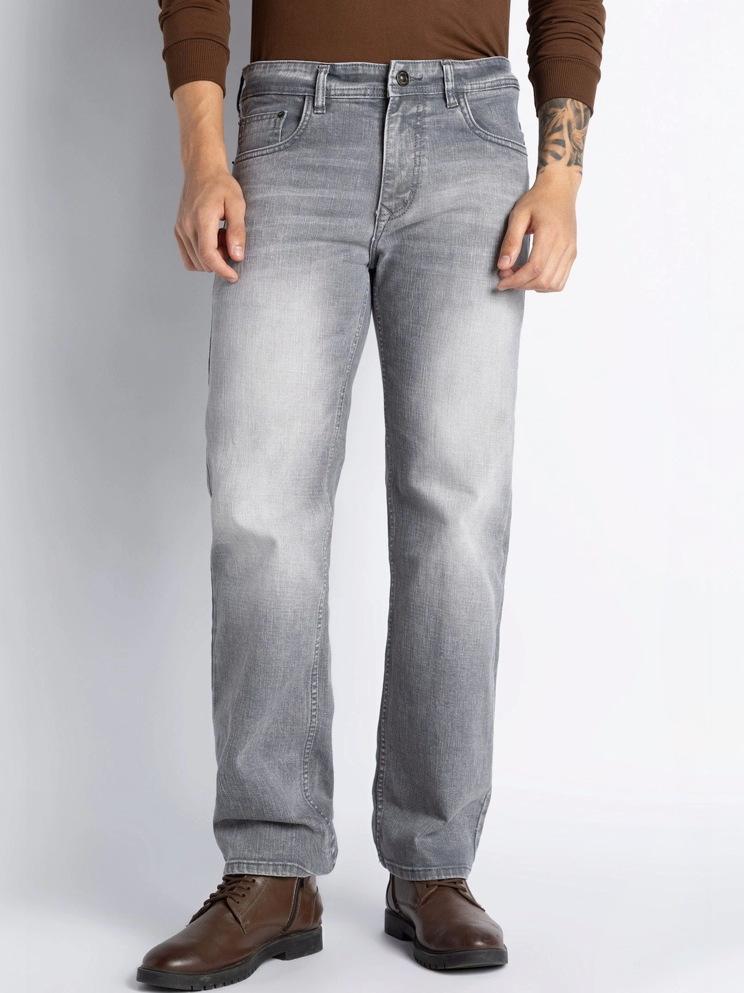 ONSYLE Men Straight Fit Mid-Rise Low Distress Light Fade Stretchable Jeans