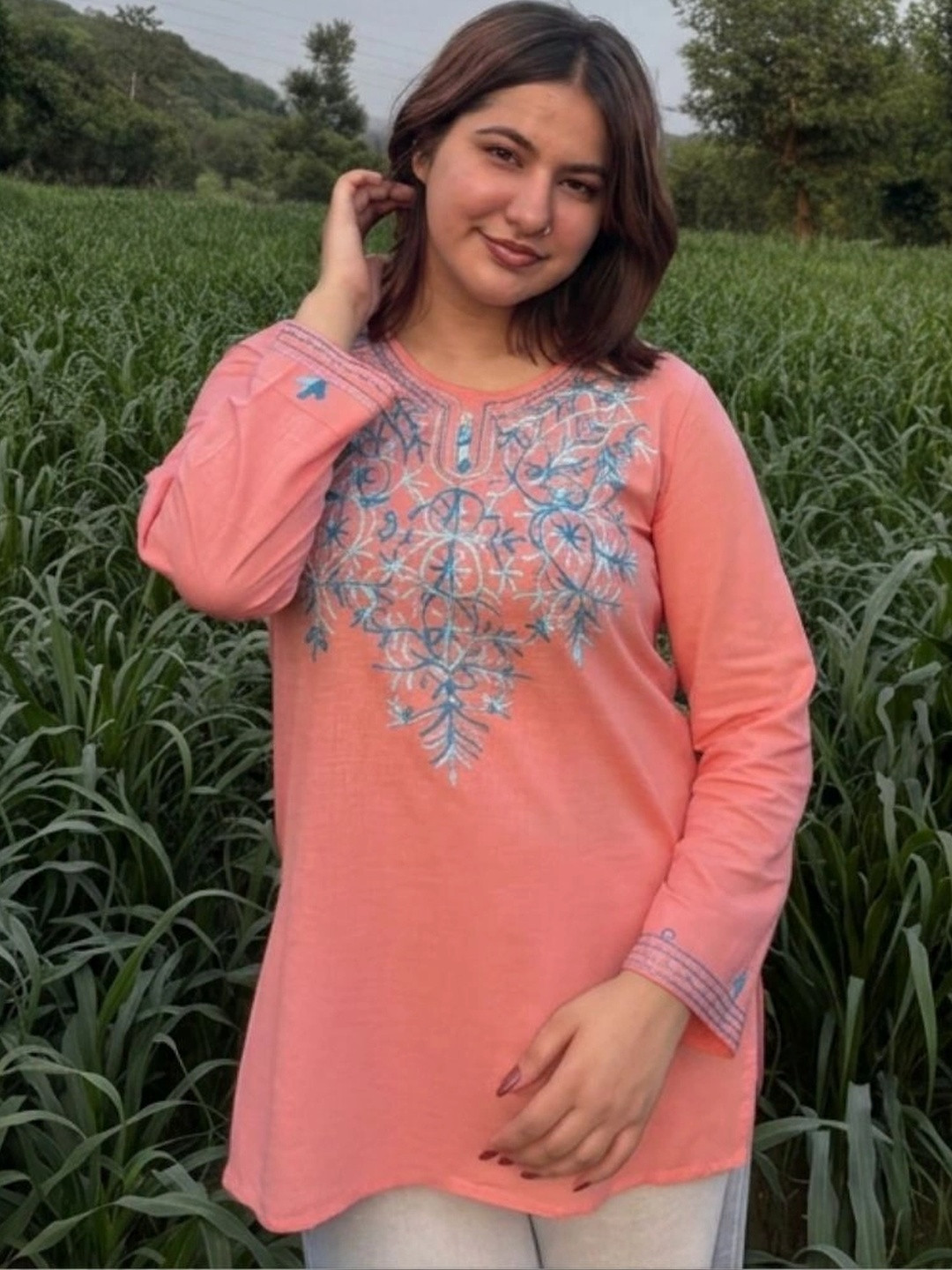 Kashmir Box Kashmiri Aari Women Peach Embroidered Viscose Rayon Short Kurti