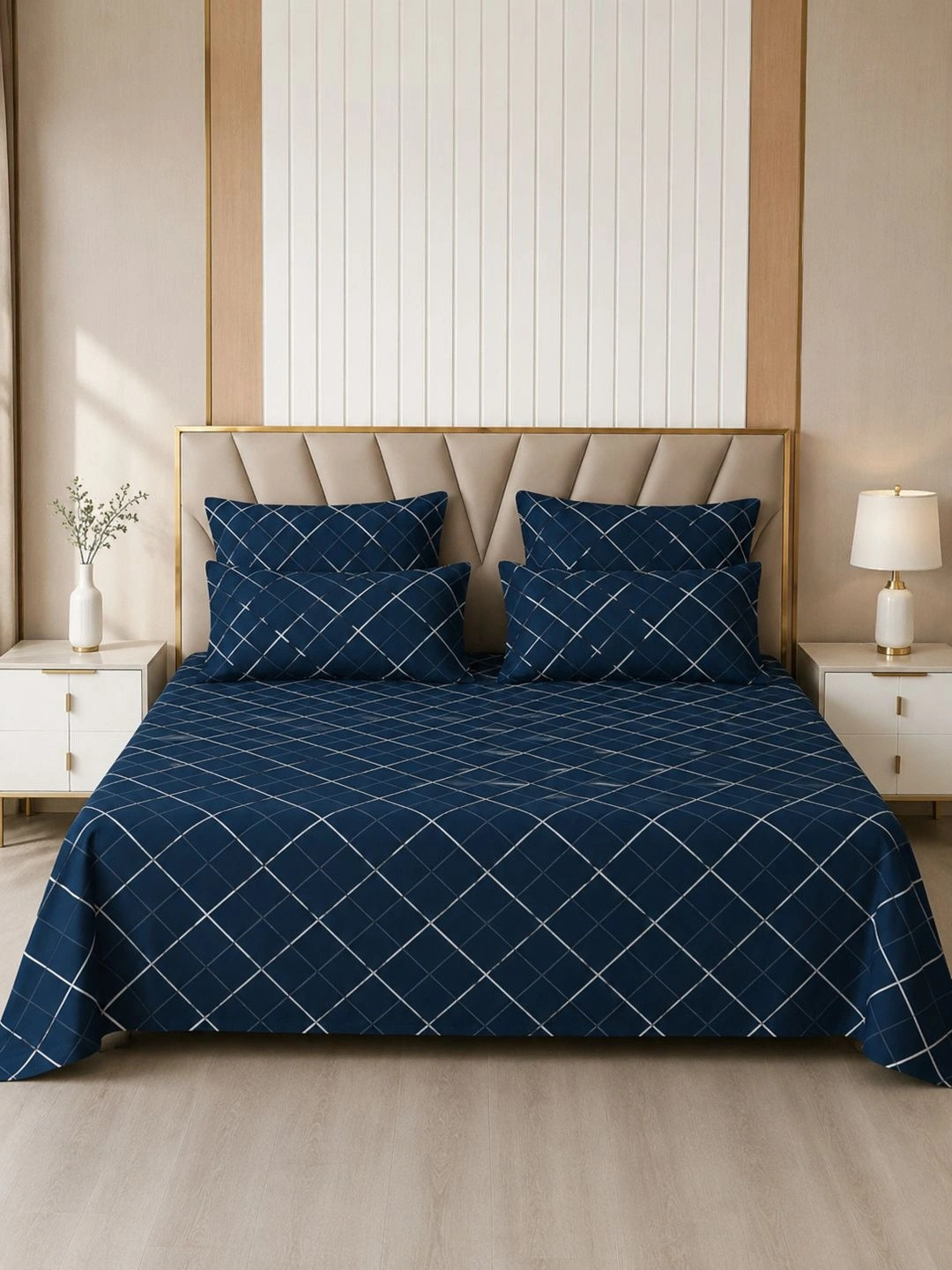 VAIKUNTH HOME Blue & White Geometric 250 TC Bedsheet with 2 Pillow Covers
