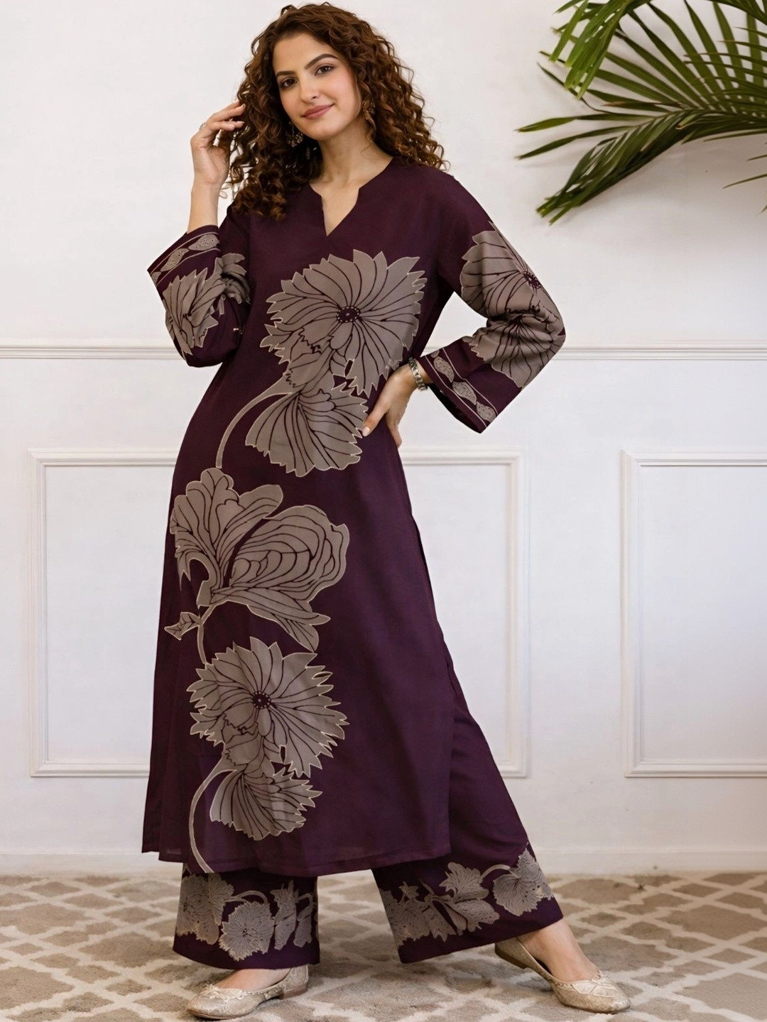 Tabeedah Women Floral Printed Regular Kurta with Palazzos
