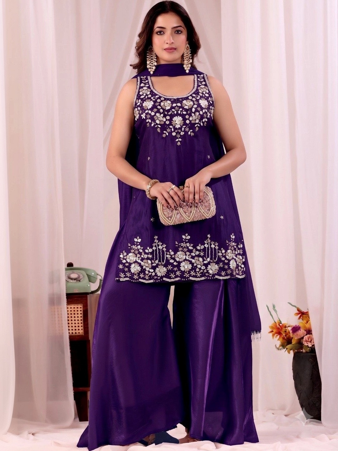BOUNCER Women Floral Embroidered Regular Beads and Stones Pure Silk Kurta with Palazzos & With Dupatta