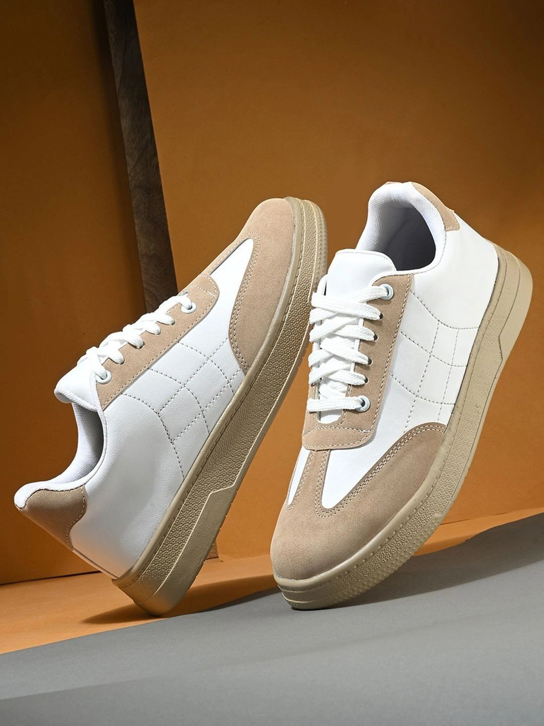 glitchez Men Textured PU Sneakers