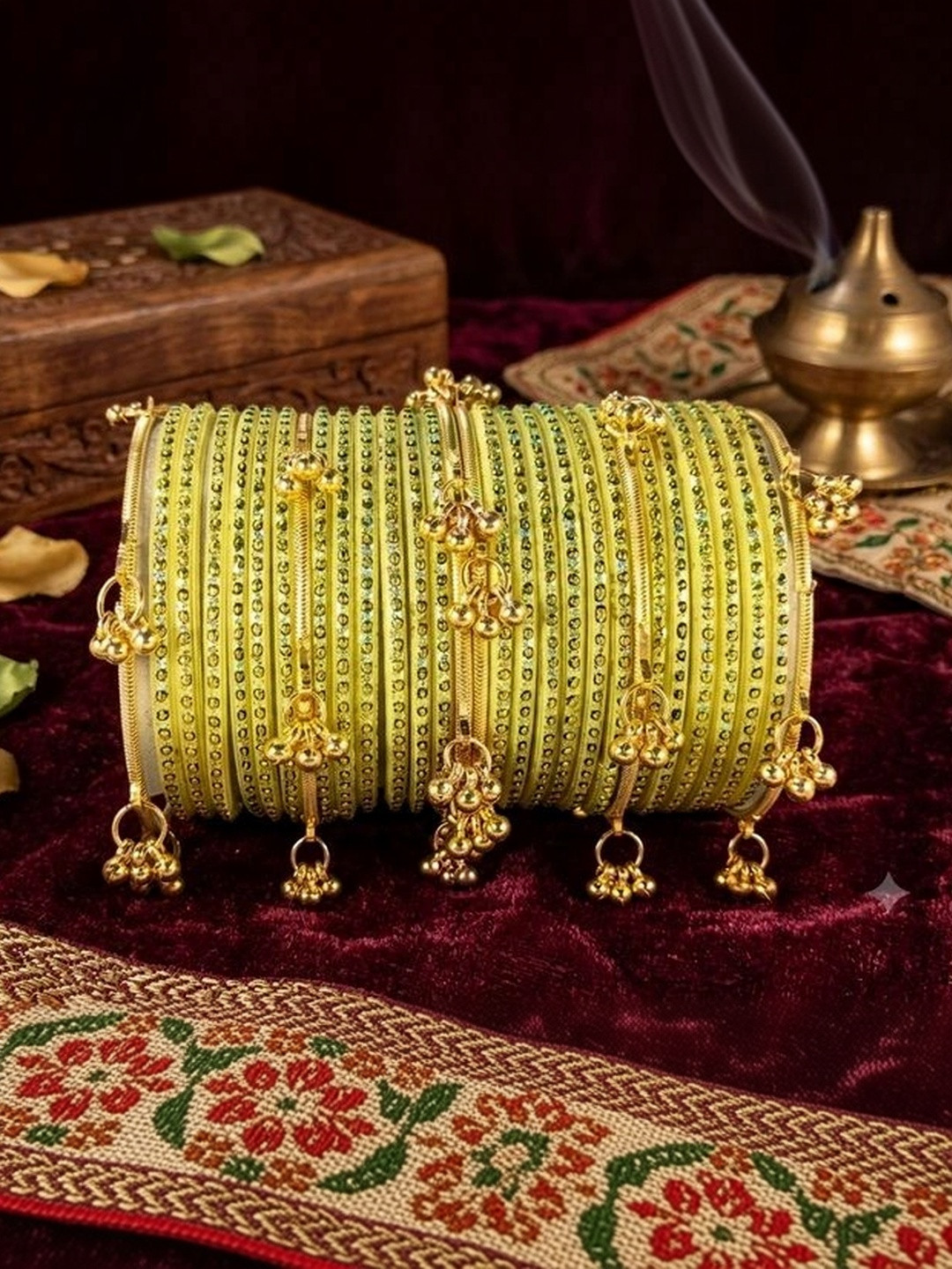 Pasovi Gold-Plated Stone Studded & Beaded Bangle