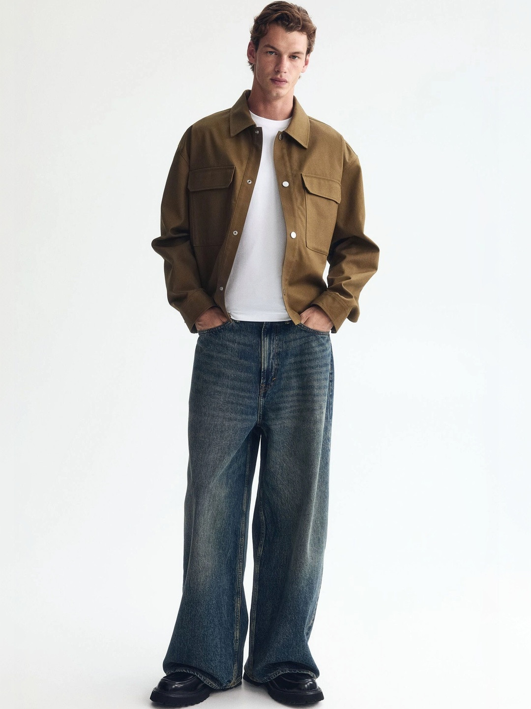 H&M Ultra Baggy Jeans