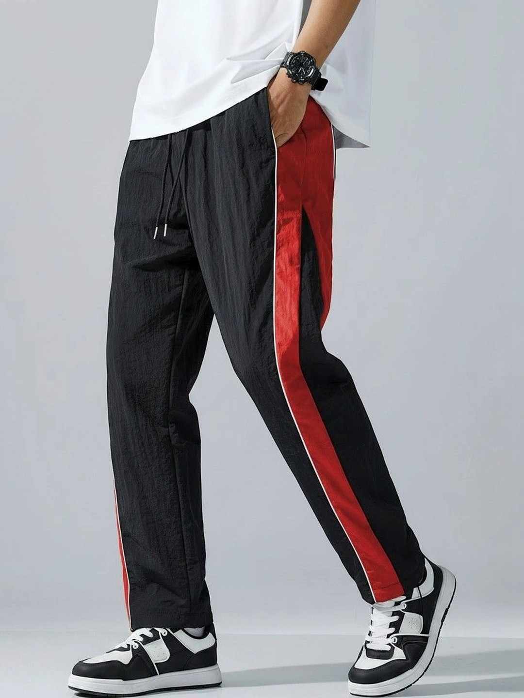 Loomzy Men Regular Fit Colourblocked Dry Fit Training Track Pants