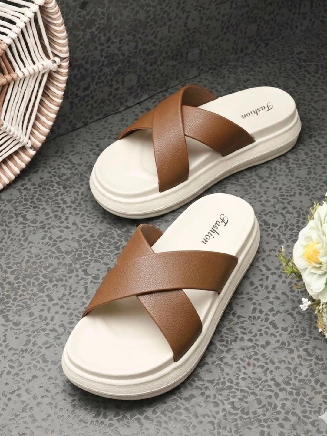 LNT FASHION Women Sliders