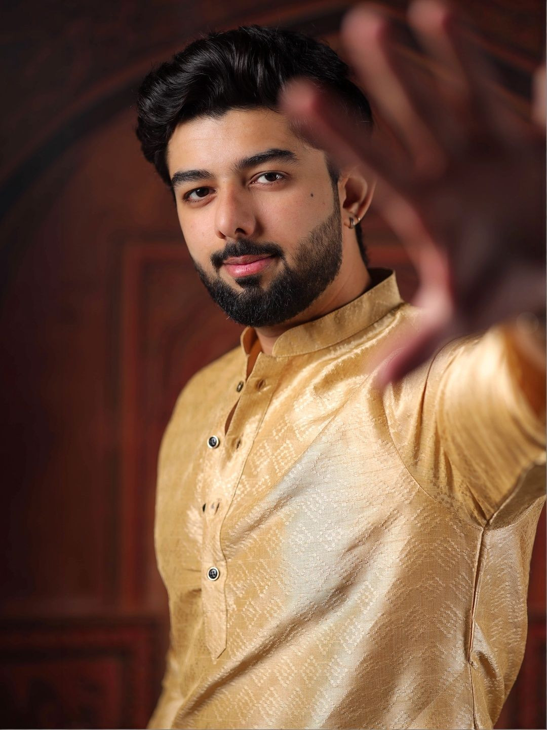 Koshin Men Ethnic Motifs Woven Design Mandarin Collar Straight Kurtas