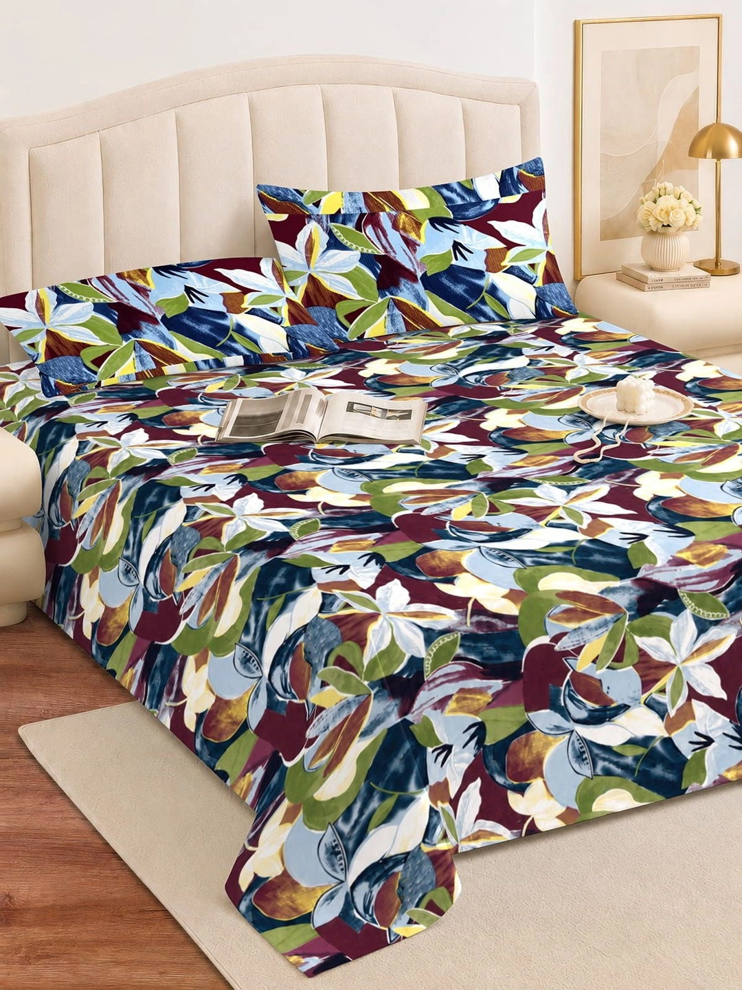 Myntra Elegant Homes Black Floral 180 TC Queen Bedsheet with 2 Pillow Covers