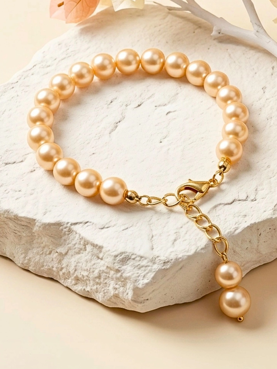 ORANGENYSHA Women Pearls Gold-Plated Wraparound Bracelet