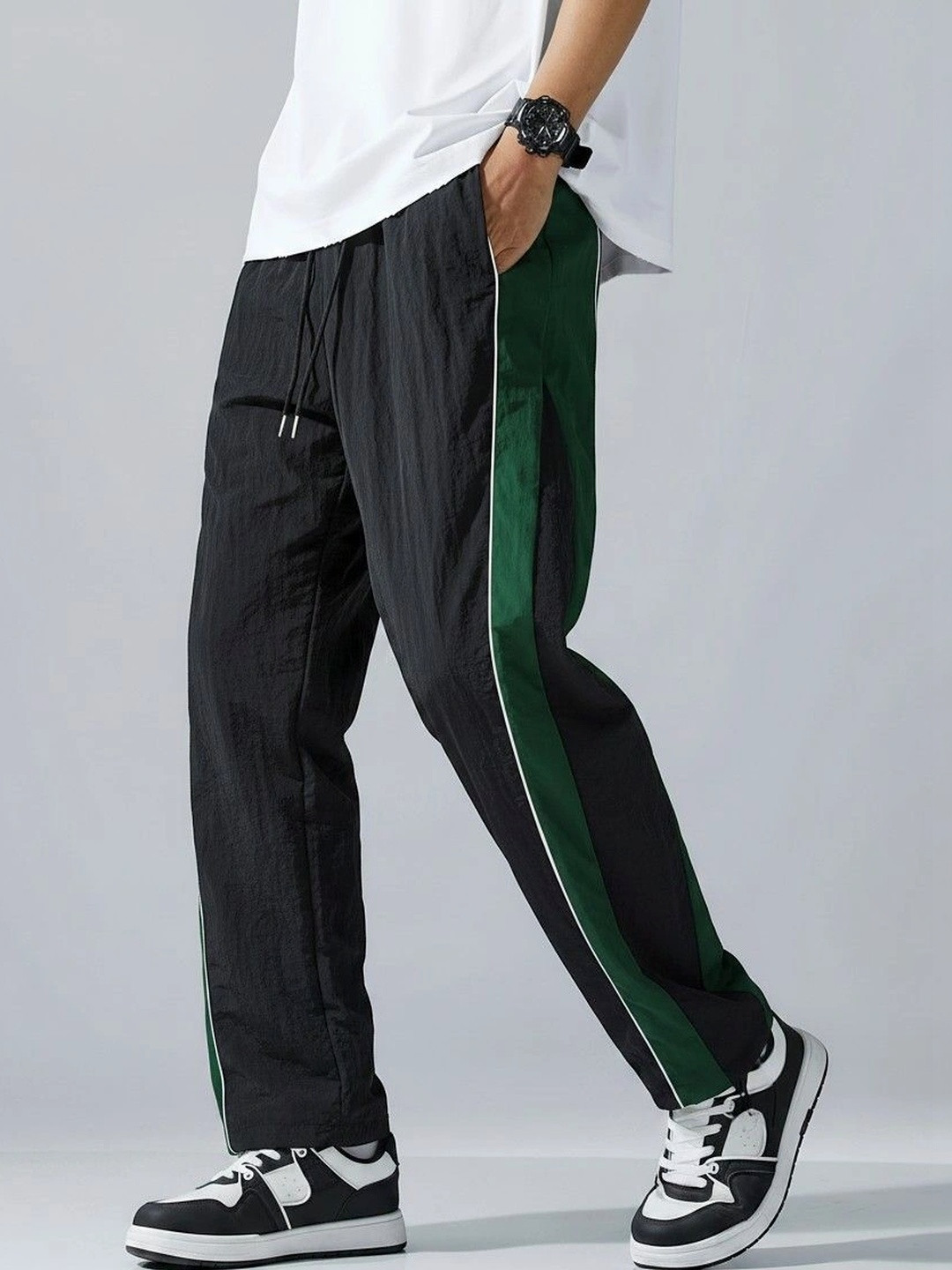 Loomzy Men Regular Fit Colourblocked Dry Fit Training Track Pants