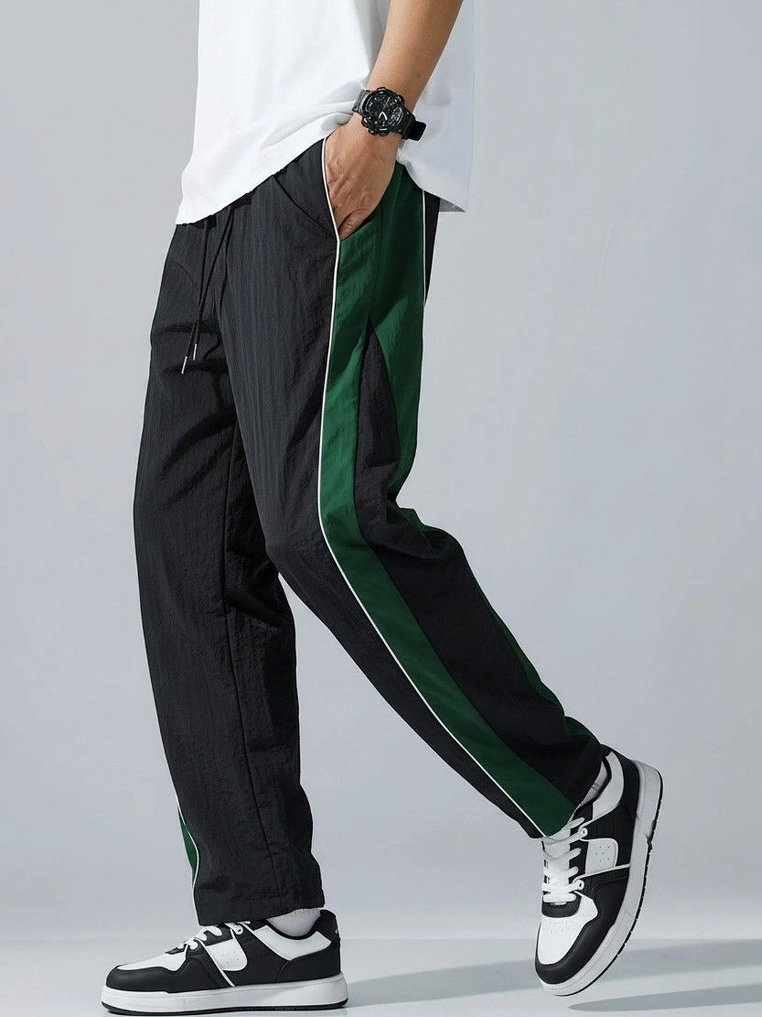 Loomzy Men Regular Fit Colourblocked Dry Fit Training Track Pants
