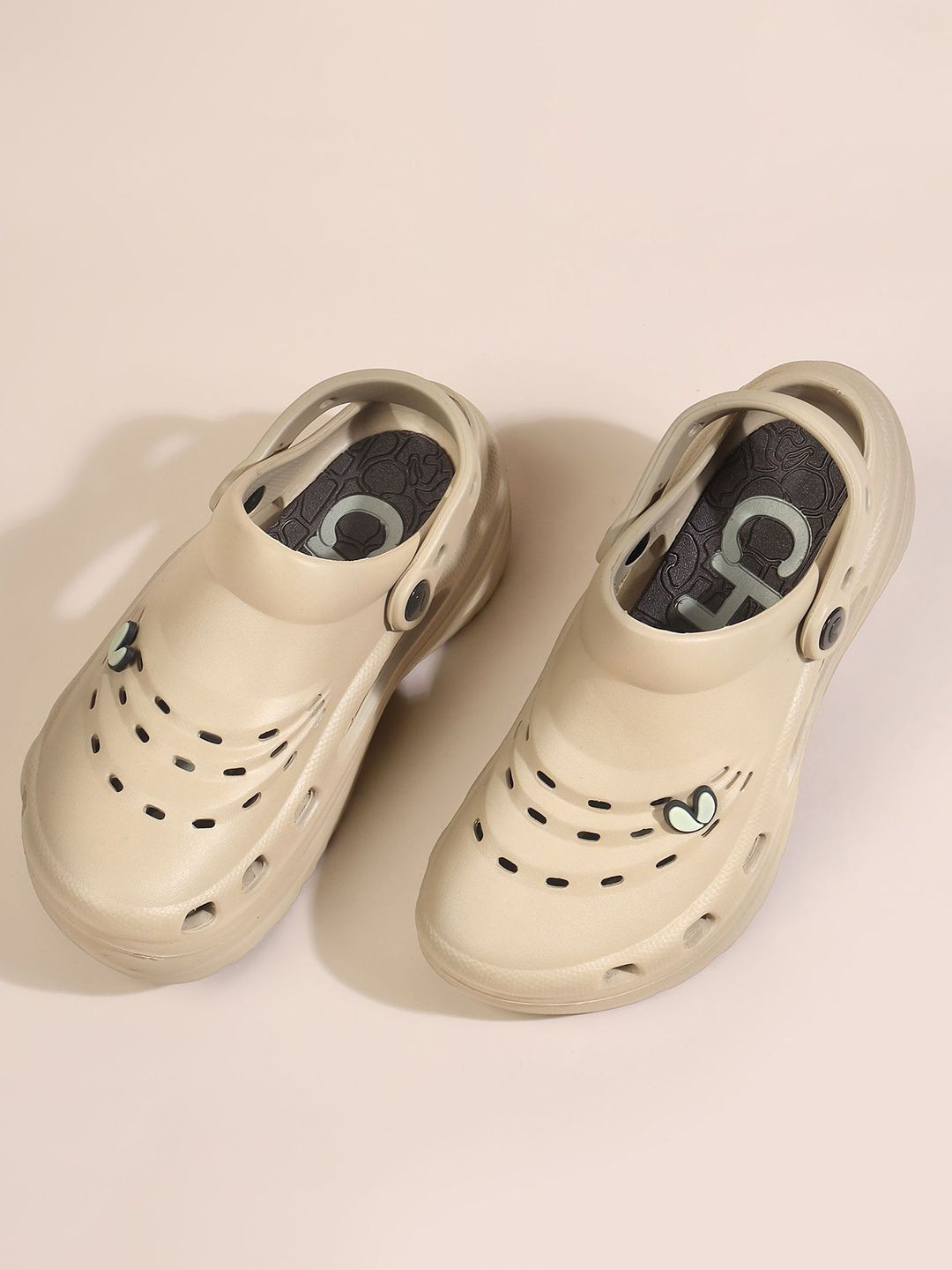 CHUPPS Women Eden Orthopedic Comfort Casual Wear Clogs
