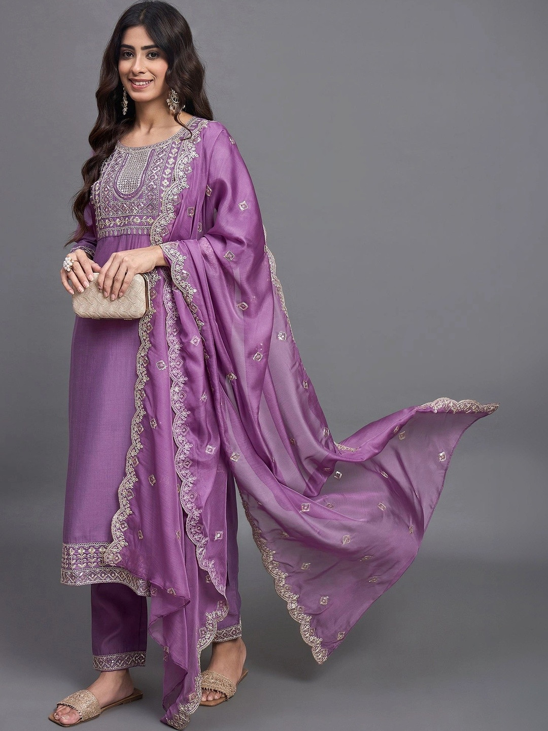 Fashionior Women Ethnic Motifs Embroidered Regular Kurta with Trousers & With Dupatta