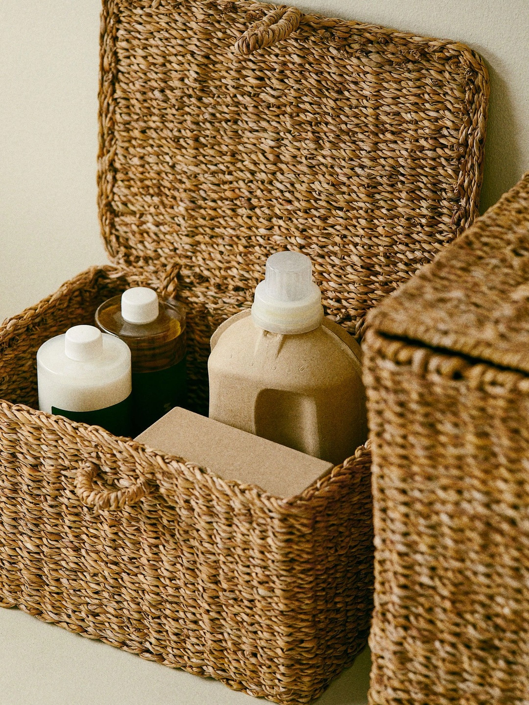 H&M Beige Lidded Storage Basket