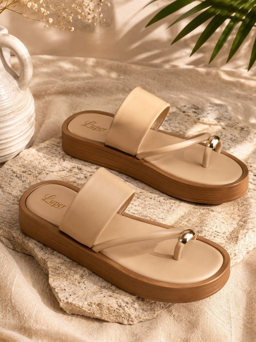 Luper Women Open Toe Flats