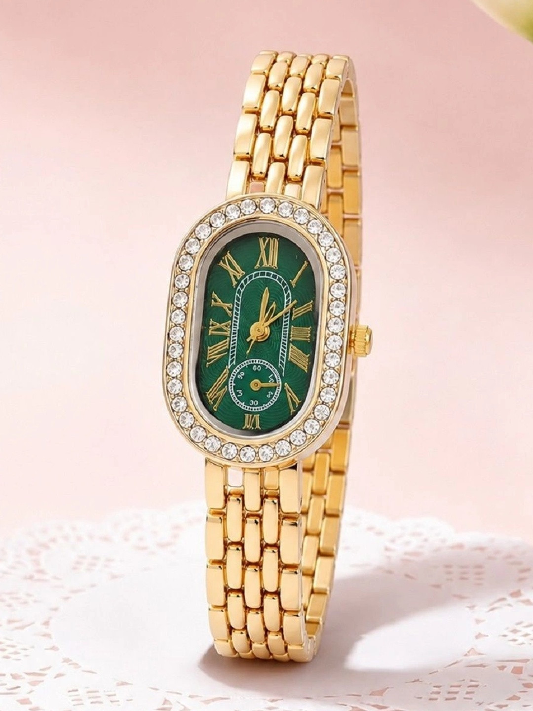 LAKSH Unisex Embellished Dial & Stainless Steel Bracelet Style Straps Analogue Watch Capsul Gold