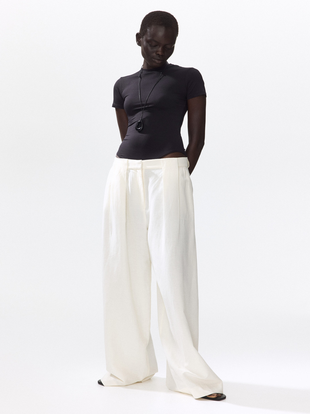H&M Short Sleeved Microfibre Body