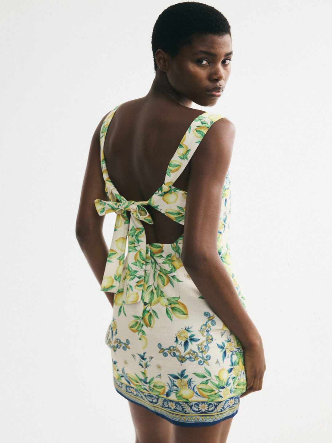 H&M Floral Print Ruffled Sheath Mini Dress